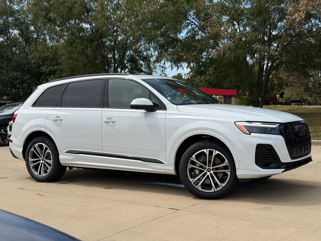 Glacier White 2026 Audi Q7 SUV / Crossover All-Wheel Drive 8-Speed Automatic