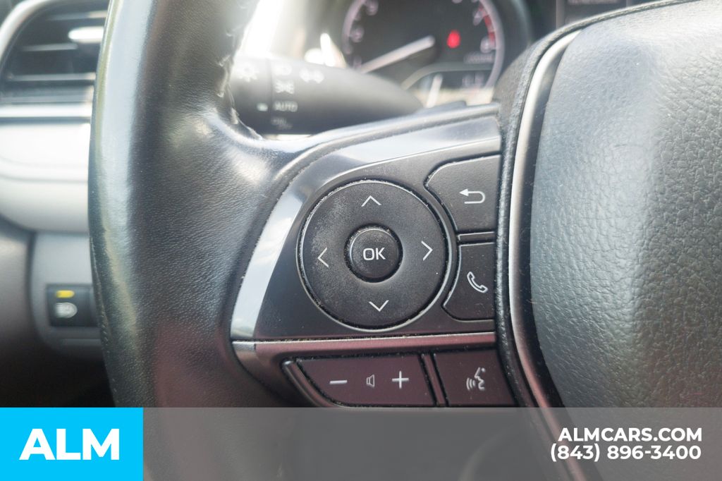 Used 2022 Black Toyota SE image 12