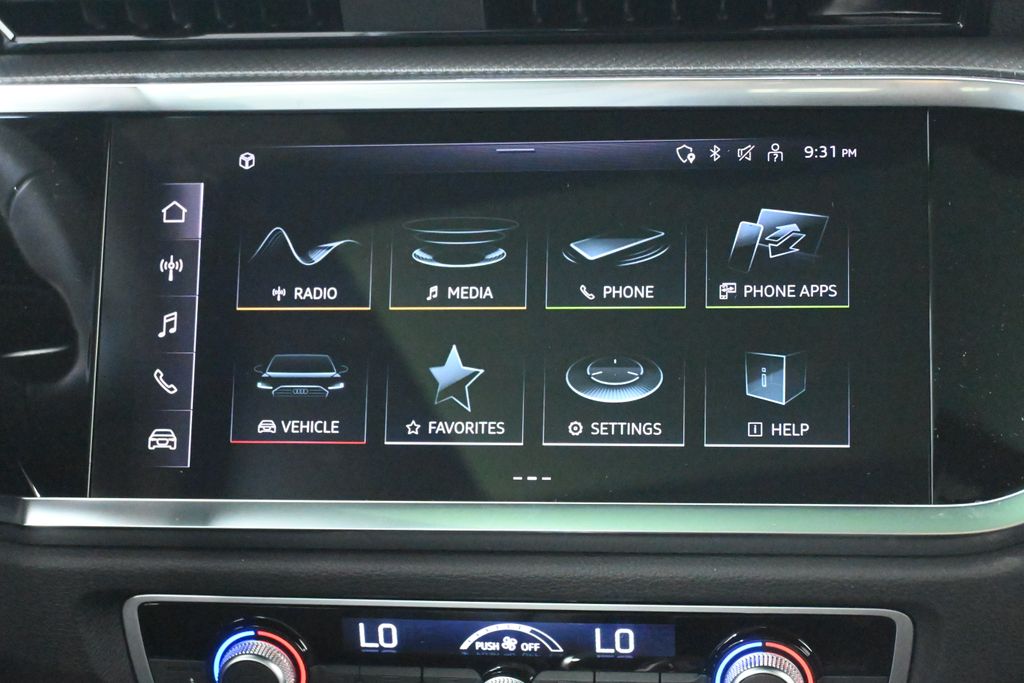 Thumbnail: 2025 Audi Q3 - 17