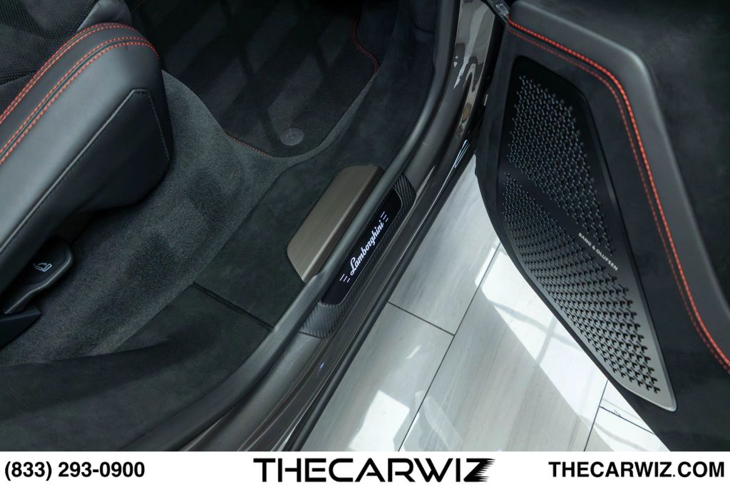 2023 Lamborghini Urus