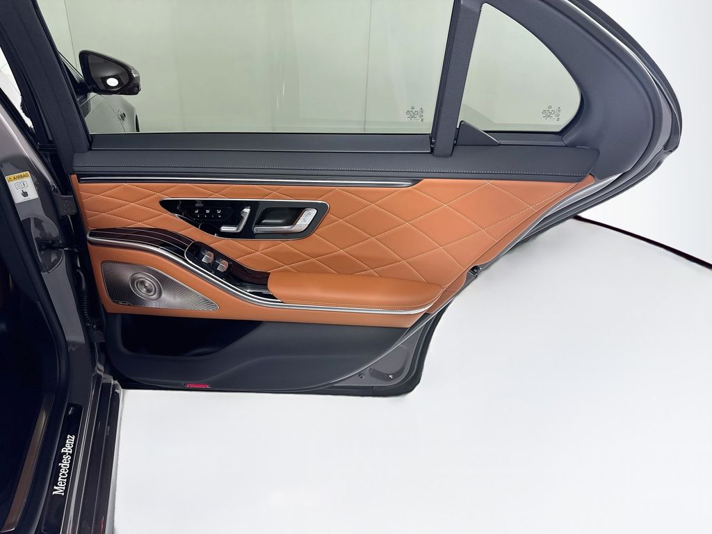 Thumbnail: 2027 Mercedes-Benz S-Class - 28