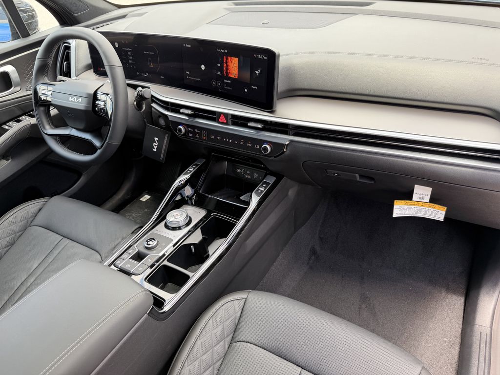 new 2026 Kia Sorento Hybrid car, priced at $42,617