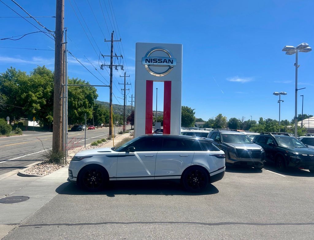 2018 Land Rover Range Rover Velar P380 R-Dynamic HSE   