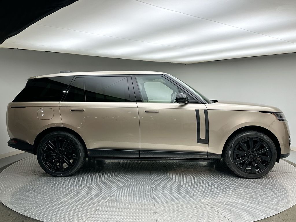 Thumbnail: 2026 Land Rover Range Rover - 3