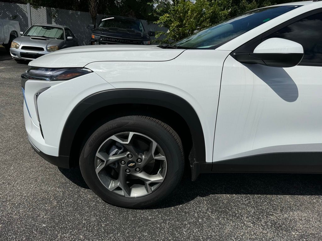 2024 Chevrolet Trax LT 11