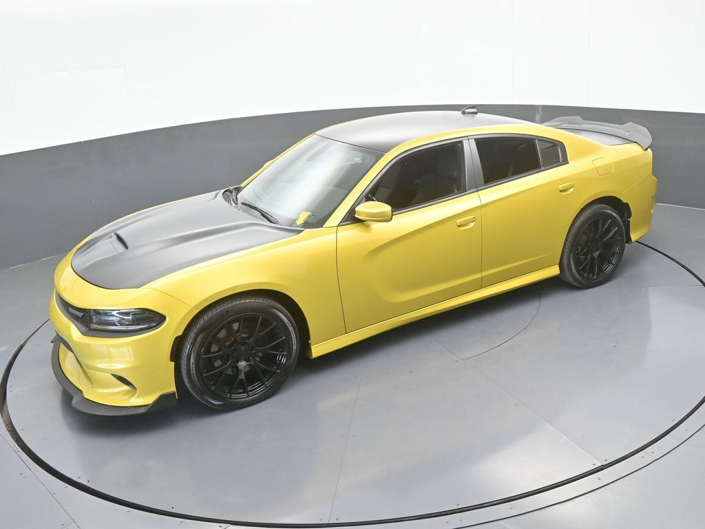 Used 2021 Gold Rush Pearlcoat Dodge R/T image 41