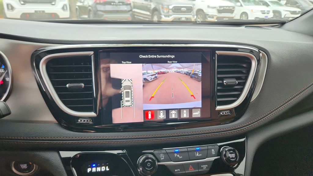 2026 Chrysler Pacifica