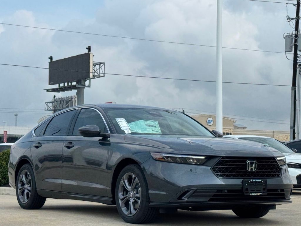 2026 Honda Accord Hybrid EX-L - 11