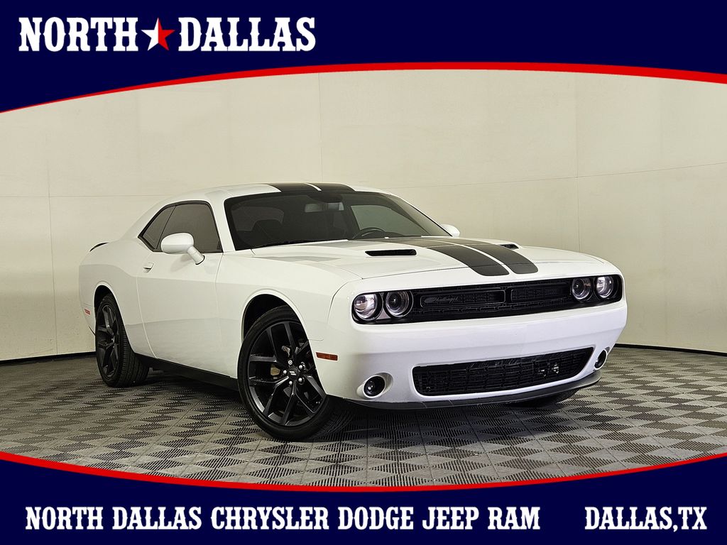 White Knuckle Clearcoat 2023 Dodge Challenger Coupe Rear-Wheel Drive 8-Speed Automatic