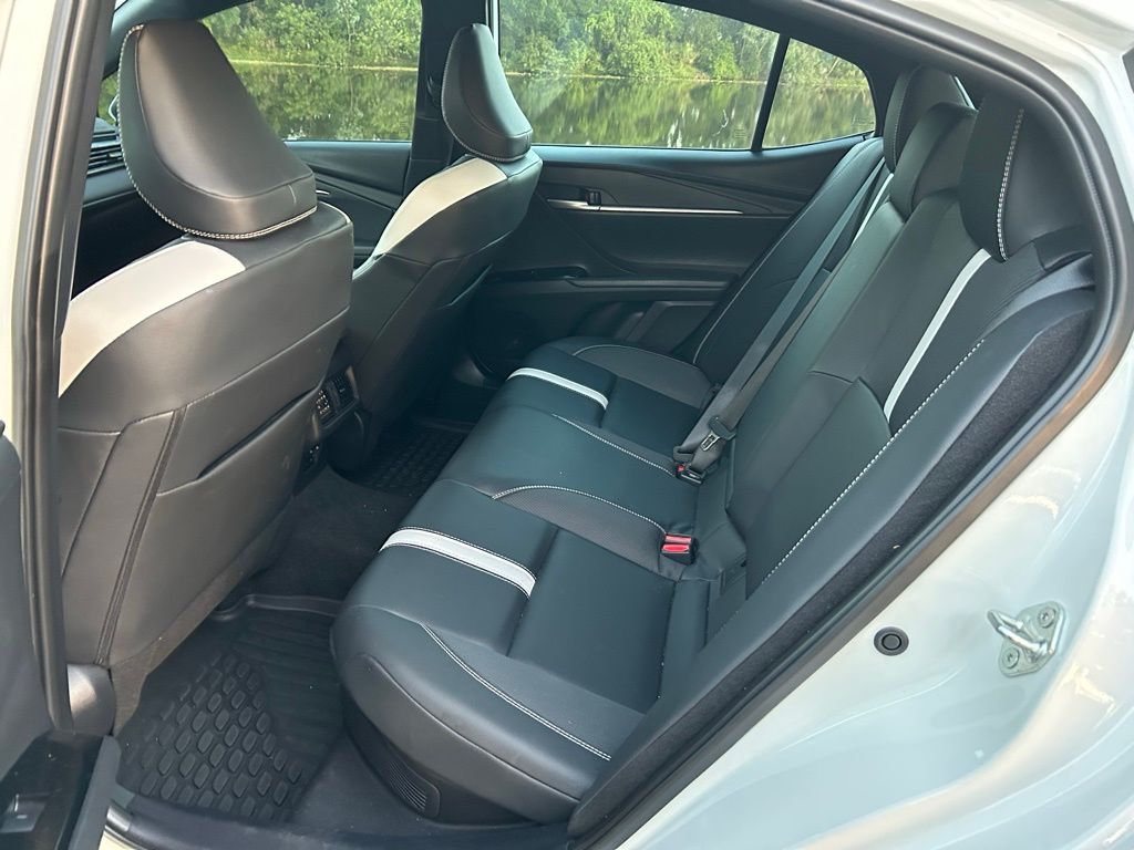 2025 Toyota Camry SE 13