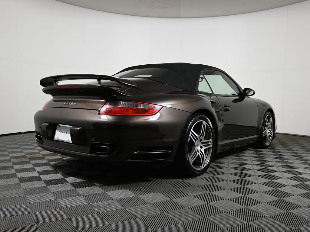 Thumbnail: 2008 Porsche 911 - 7