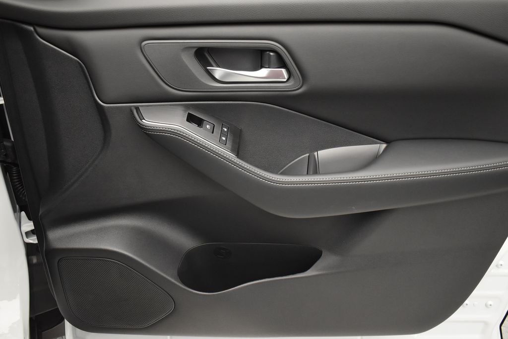 Thumbnail: 2026 Nissan Rogue - 22