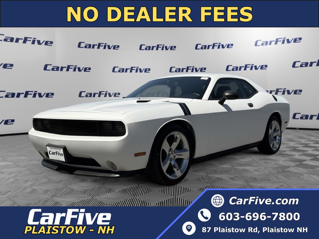 2013 Dodge Challenger SXT RWD