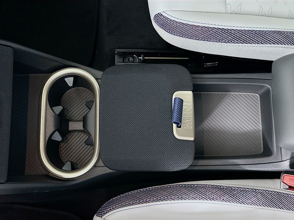 Thumbnail: 2026 MINI Cooper Countryman - 15