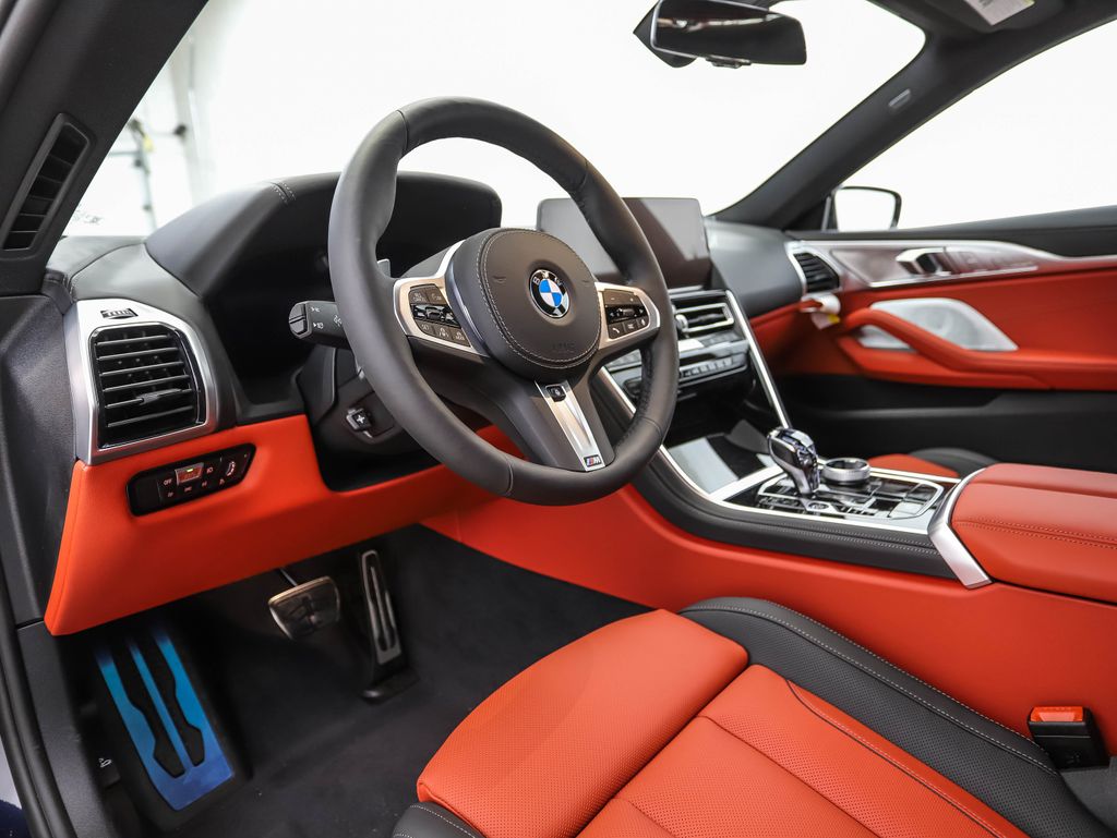 Thumbnail: 2026 BMW 8 Series - 10