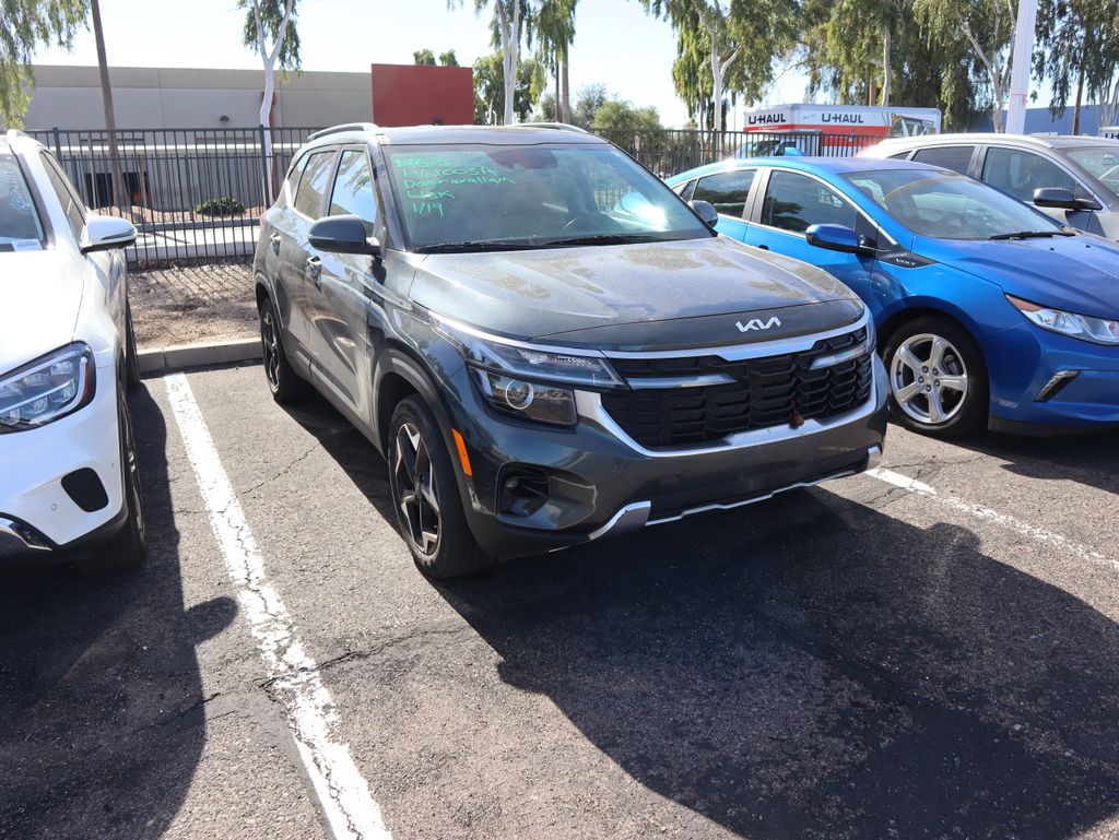 Thumbnail: 2024 Kia Seltos - 3