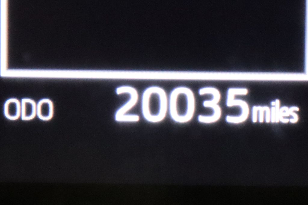 2023 Toyota Camry SE 25