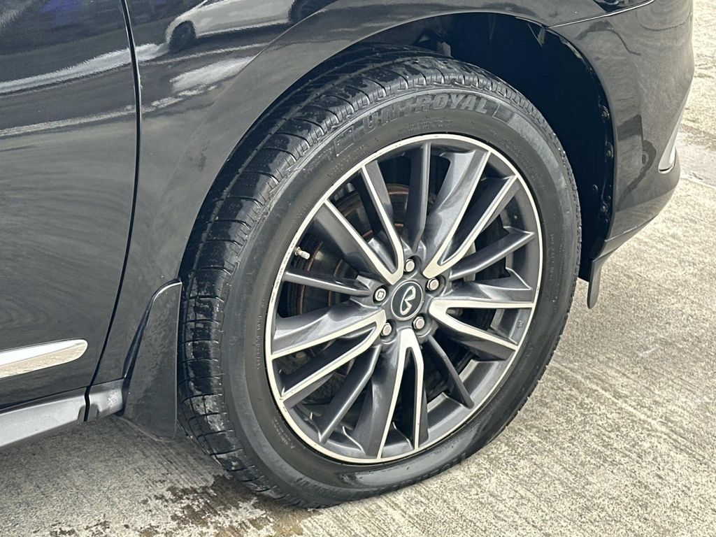 Thumbnail: 2016 INFINITI QX60 - 17