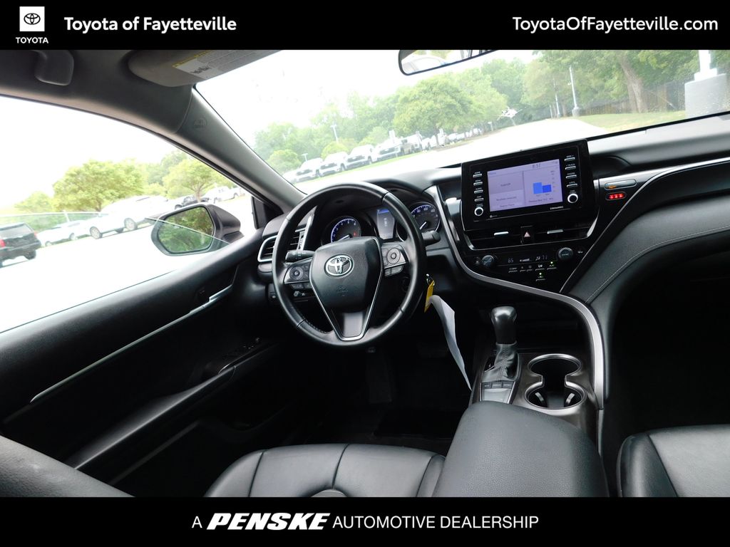 2023 Toyota Camry SE 6
