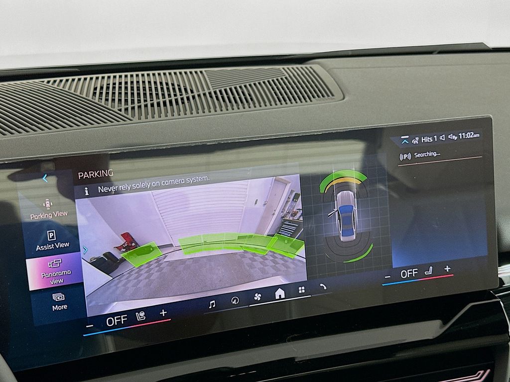 Thumbnail: 2026 BMW 5 Series - 13