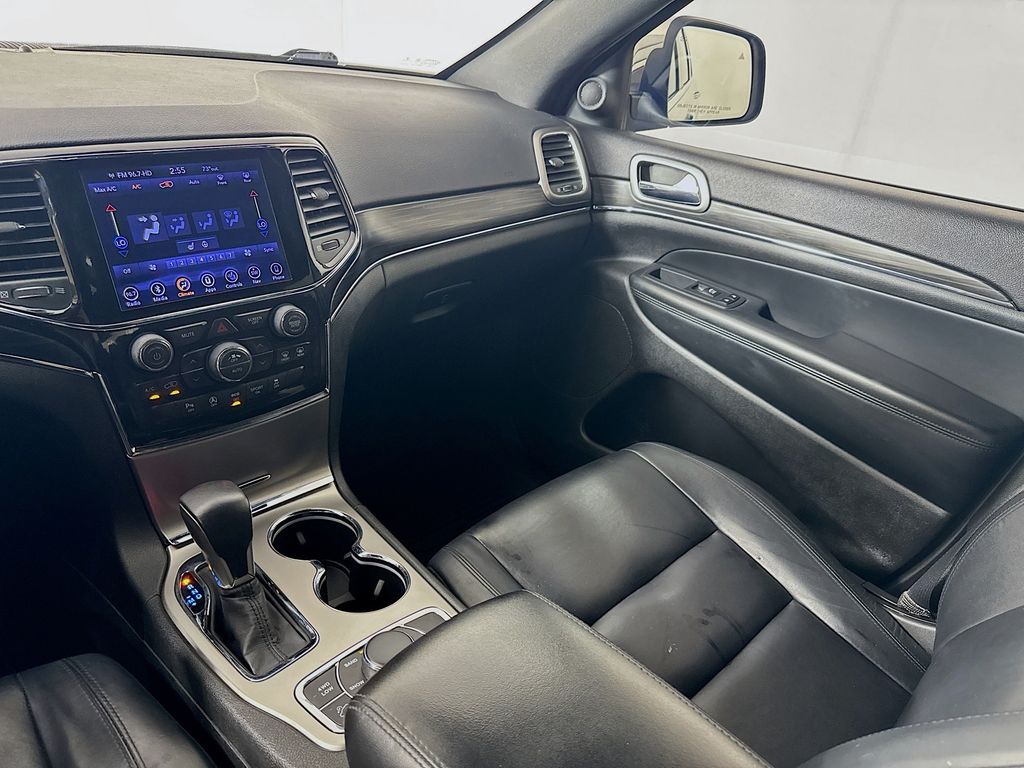 Used Car 2019 Jeep Grand Cherokee  Limited For Sale Under $20,000 In Austin, Texas