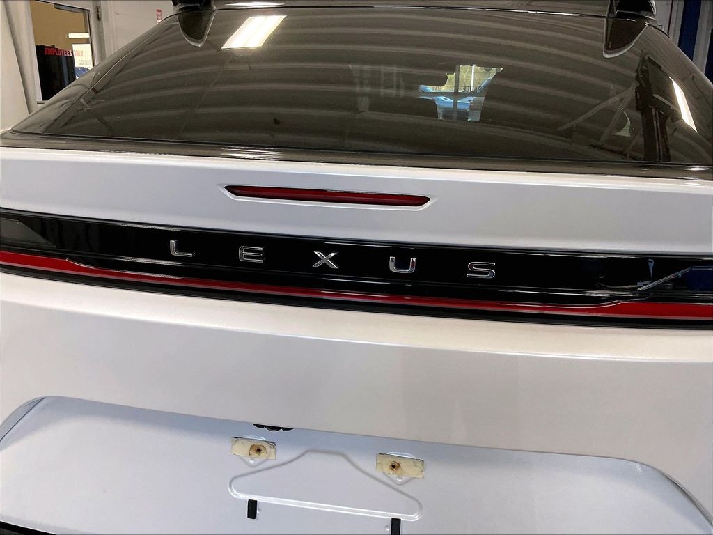 2023 Lexus RZ — photo 28