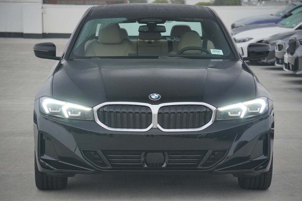 Thumbnail: 2026 BMW 3 Series - 2