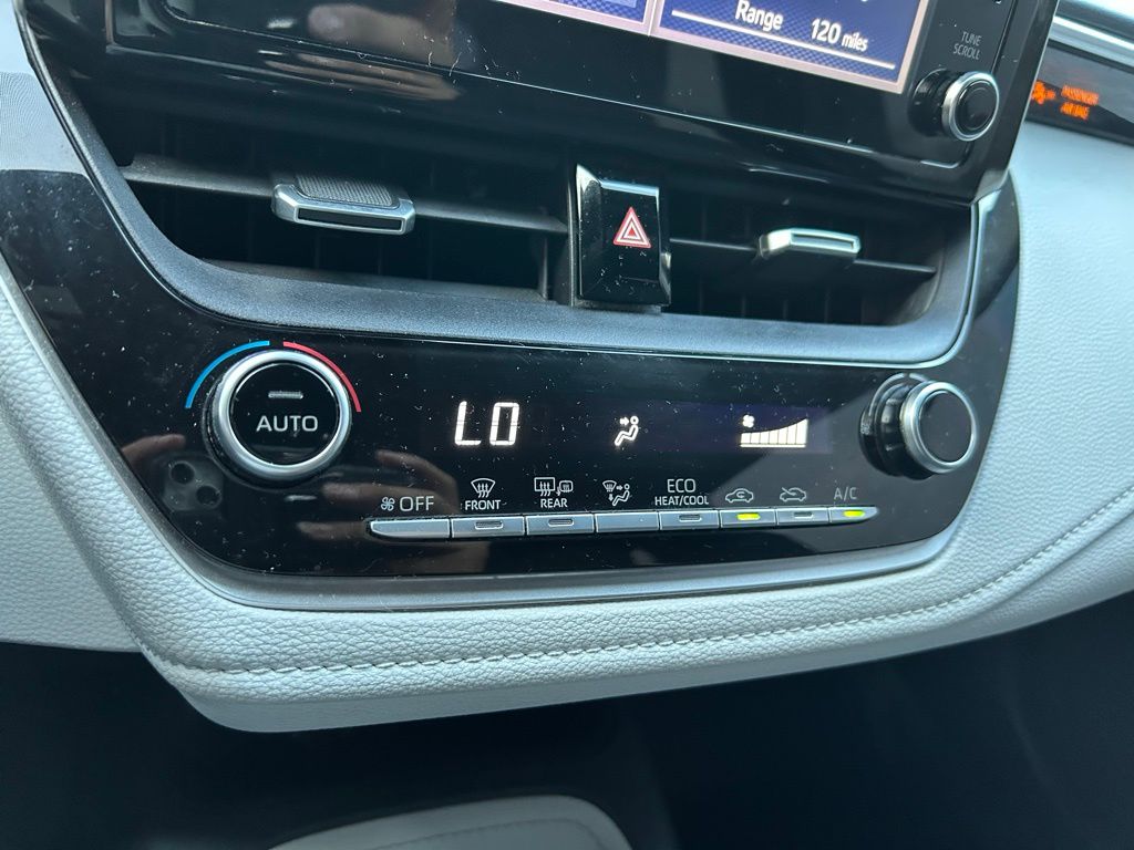 Thumbnail: 2020 Toyota Corolla - 25