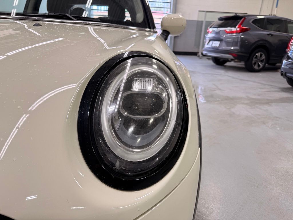 Thumbnail: 2020 MINI Cooper - 9