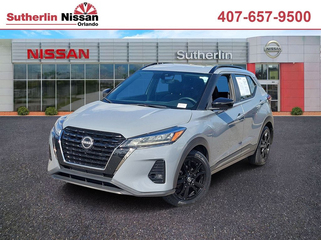 Boulder Gray 2022 Nissan Kicks SUV / Crossover Front-Wheel Drive Continuously Variable Transmission