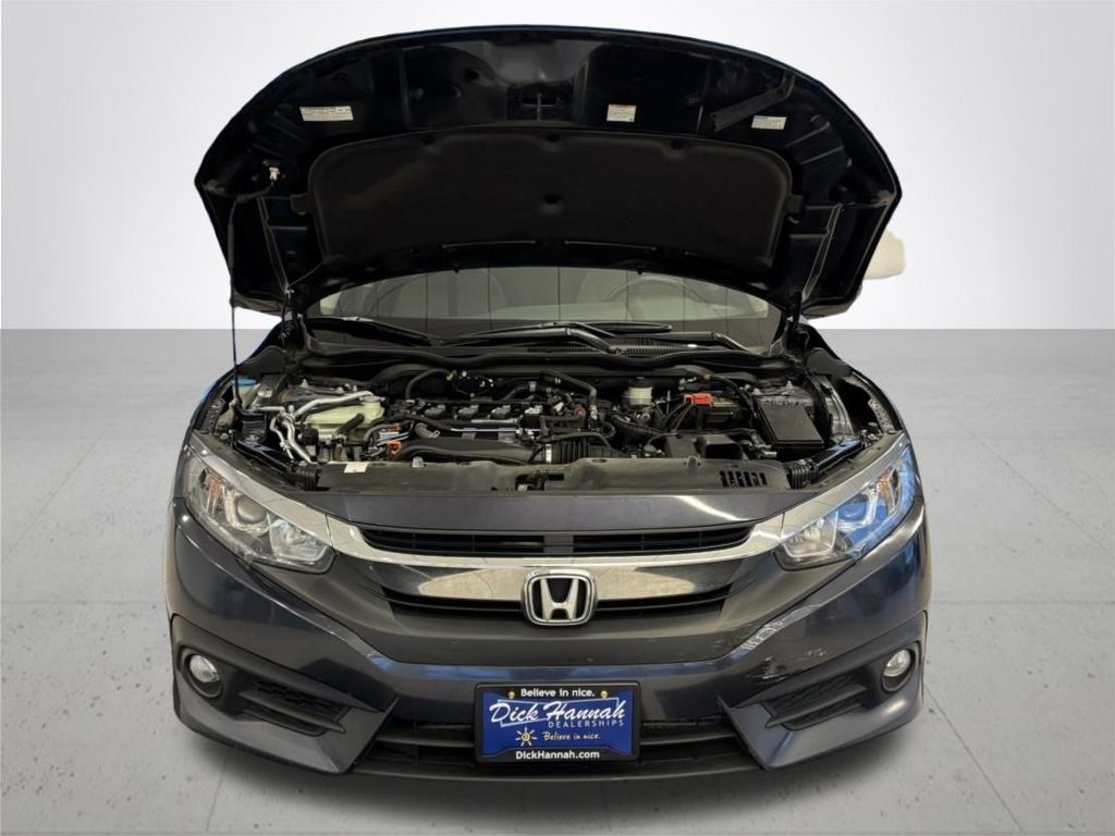 2018 Honda Civic EX-T photo 4