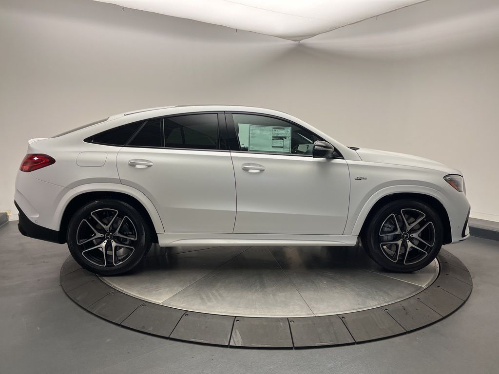 Thumbnail: 2026 Mercedes-Benz GLE - 8