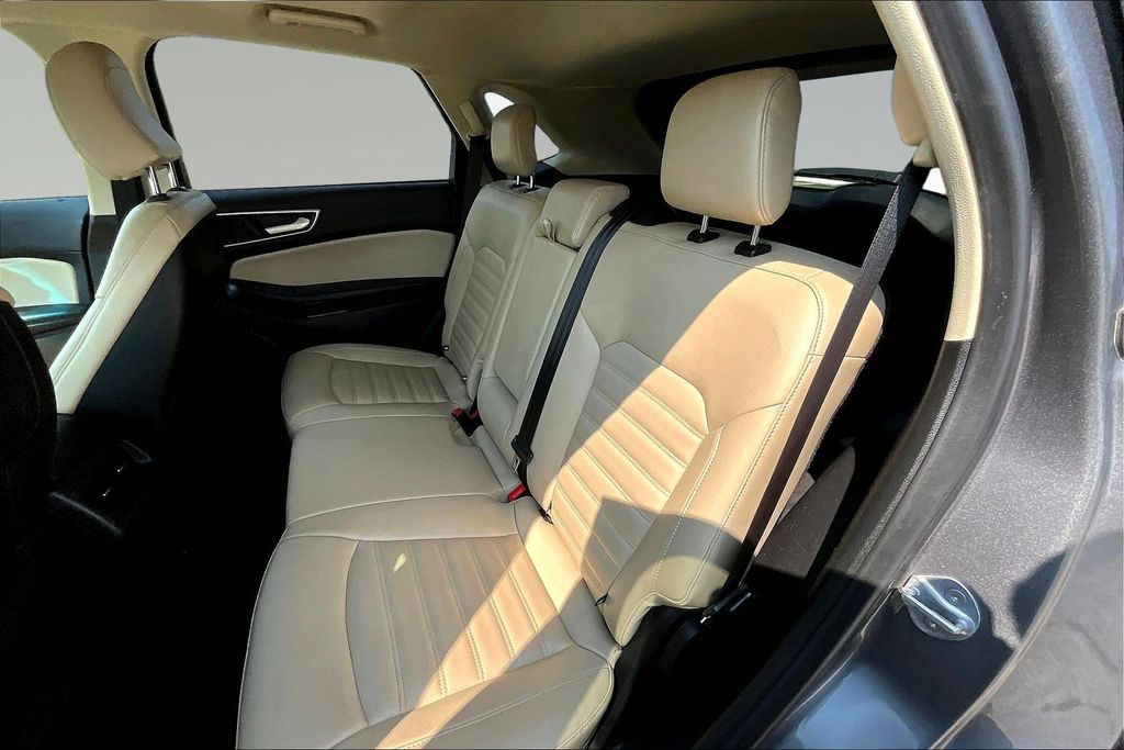 Used 2024 Ford Edge SUV