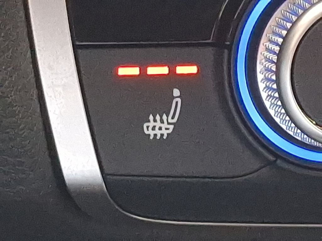 Thumbnail: 2025 Audi Q3 - 23