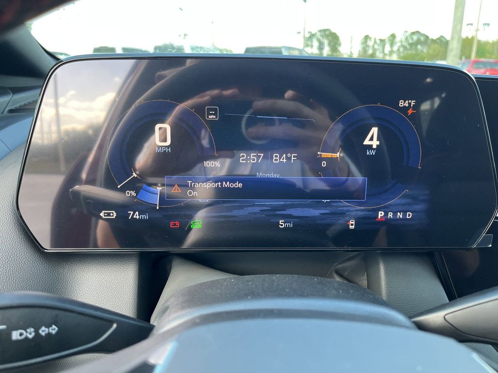 new 2025 Chevrolet Equinox EV car, priced at $34,895