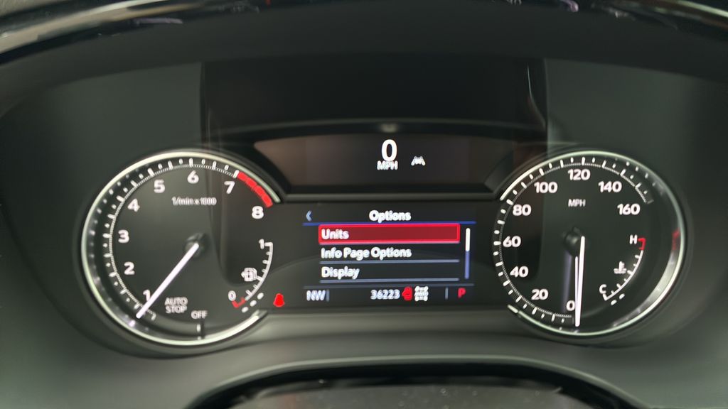 used 2023 Cadillac XT5 car, priced at $33,300