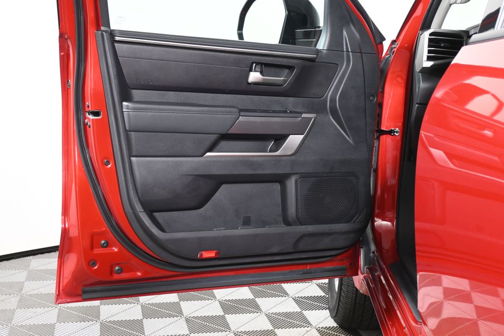 Thumbnail: 2022 Toyota Tundra - 30