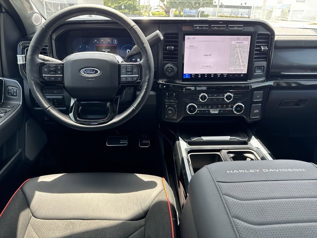 2024 Ford F-250 Lariat photo 4