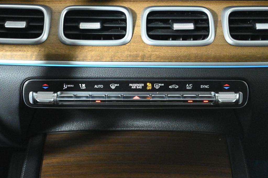 Thumbnail: 2021 Mercedes-Benz GLE - 24