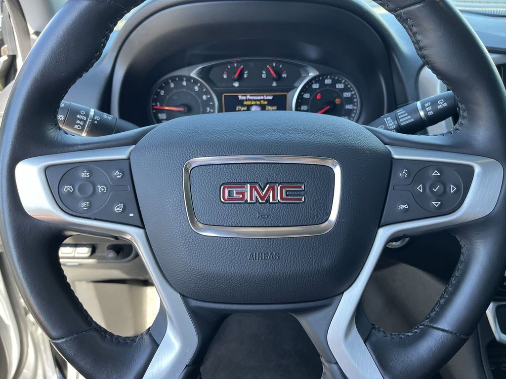 2022 GMC Terrain SLT 33