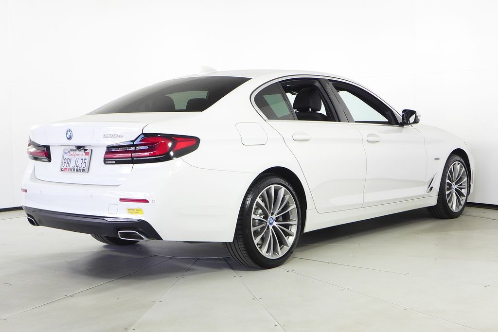 Thumbnail: 2022 BMW 5 Series - 7