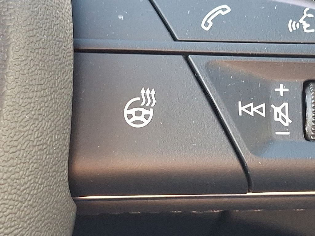 Thumbnail: 2025 Audi Q5 - 20