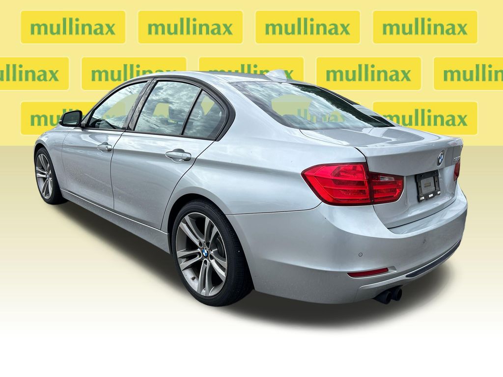 Used 2012 Silver BMW 328i image 3