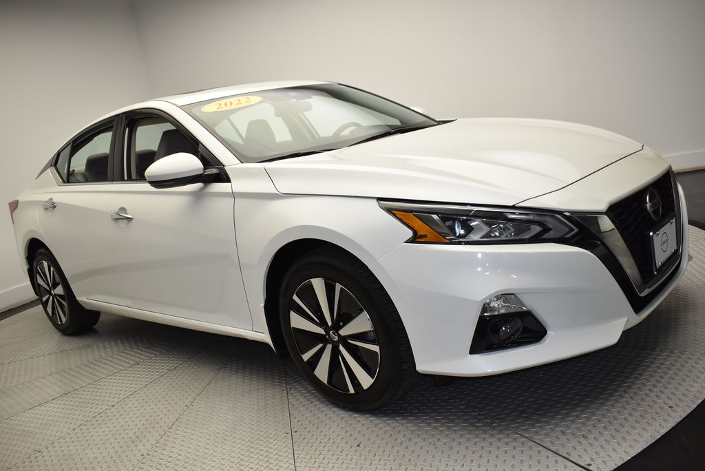 2022 Nissan Altima SL 3