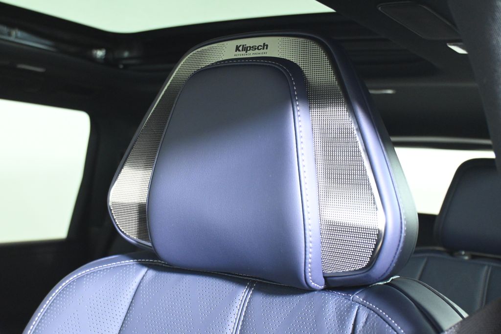 Thumbnail: 2026 INFINITI QX80 - 27