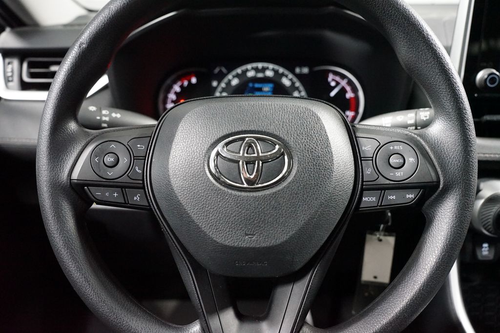 Thumbnail: 2024 Toyota RAV4 - 12