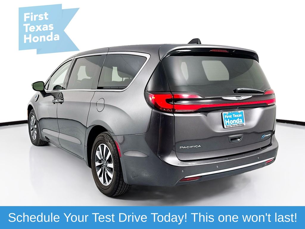 Used Car 2023 Chrysler Pacifica Hybrid  Touring L For Sale Under $20,000 In Austin, Texas