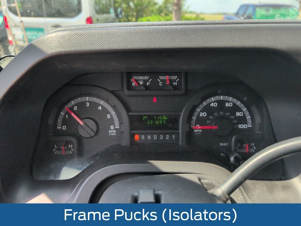Used 2015 White Ford Base image 23
