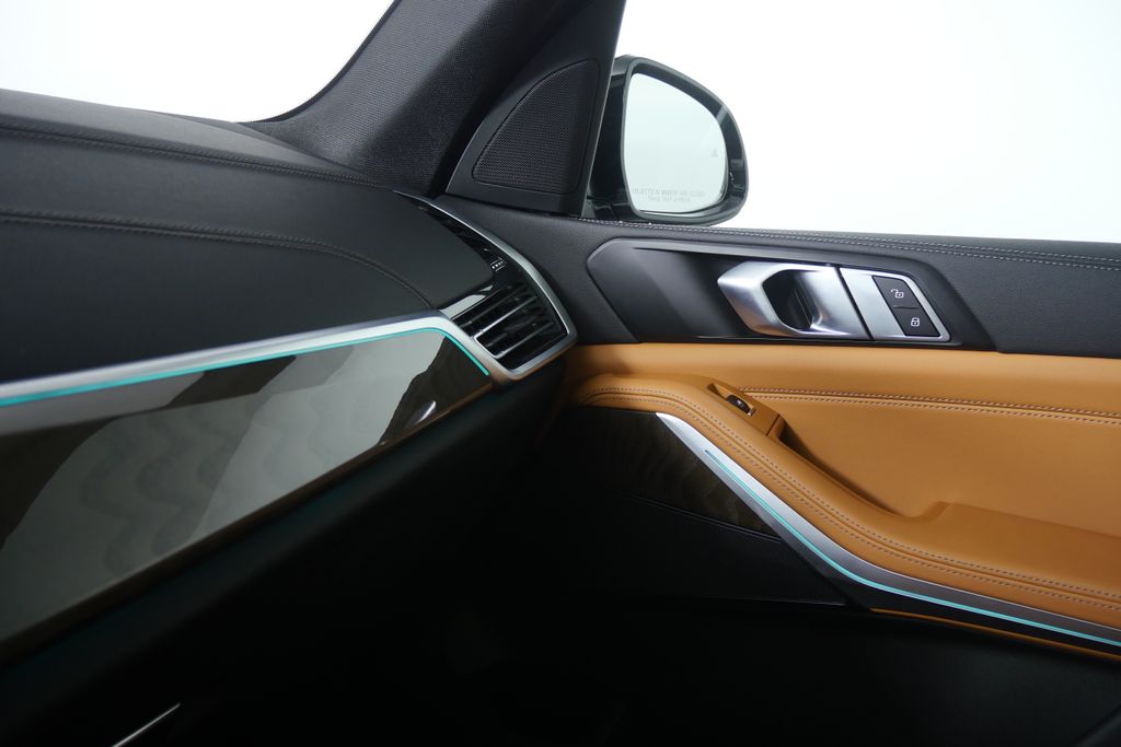 Thumbnail: 2023 BMW X5 - 27