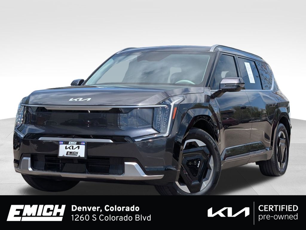 2024 Kia EV9 Land AWD's photo